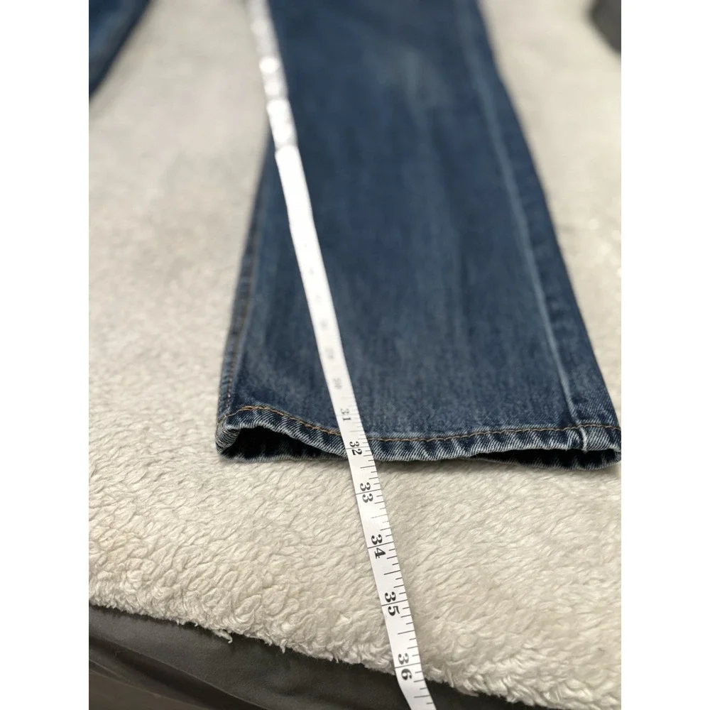 Levis used look